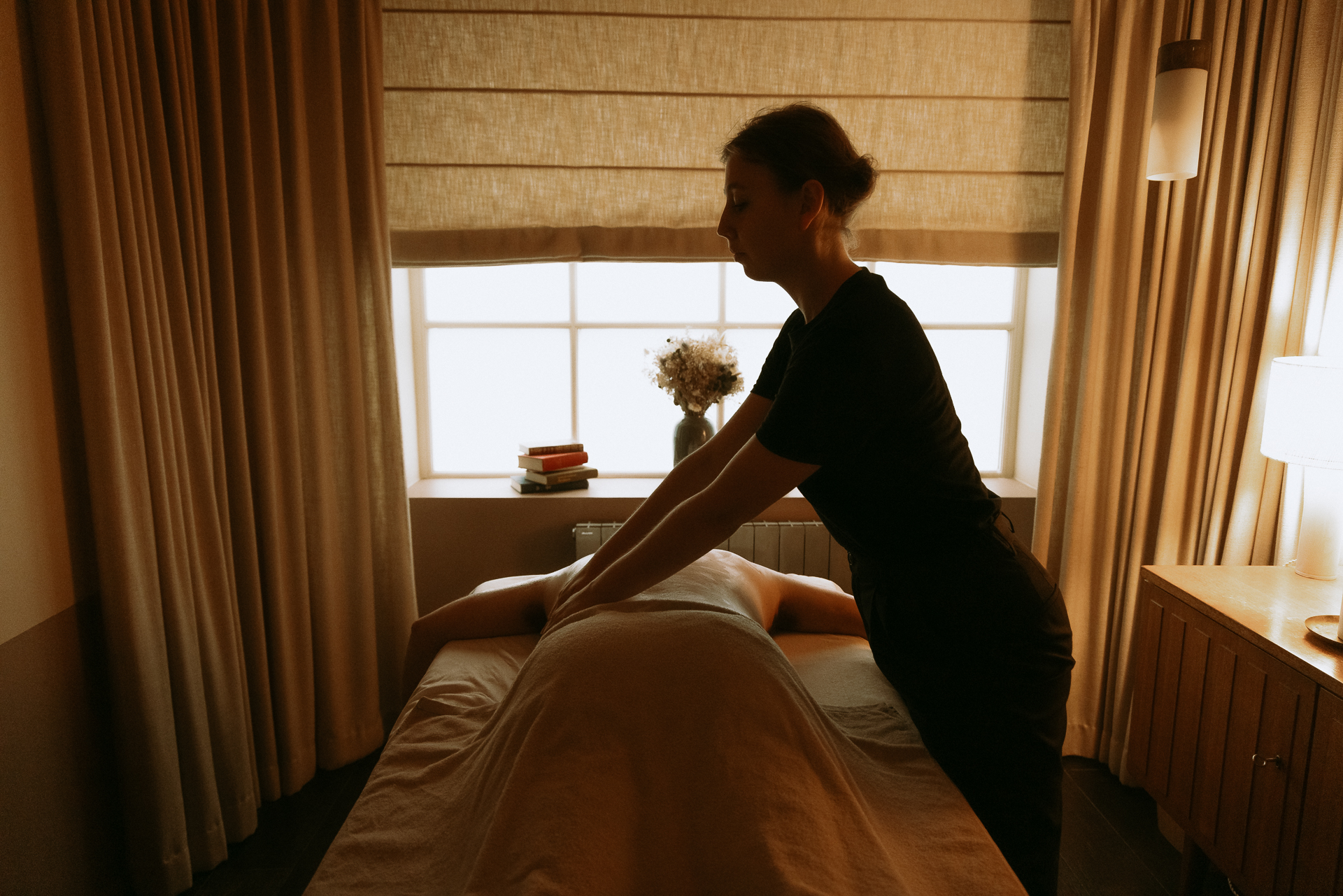 Massage postural solo sur table ( 60 min) image